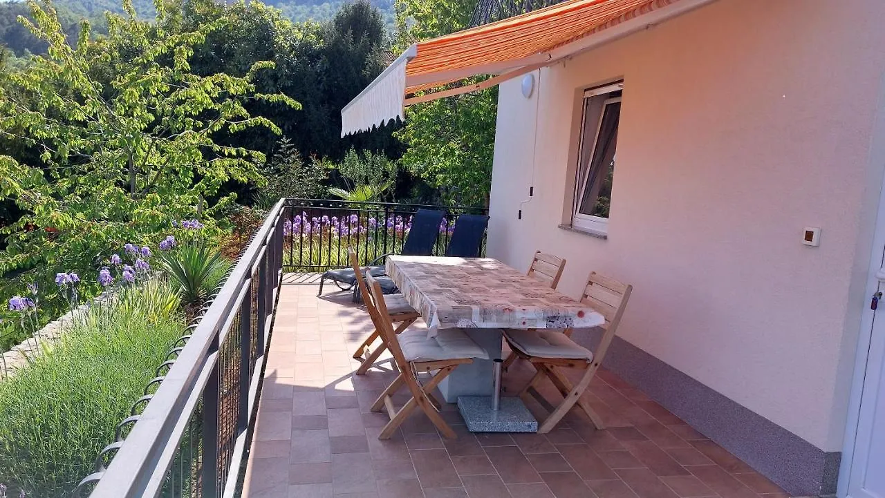 Apartments Sara Lovran 0*,  Croatia