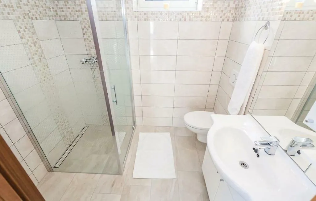 Apartments Sara Lovran Croatia